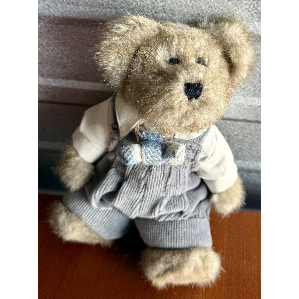 Boyds Bear/ T. J. Best Dressed Collection- It's Stuart 7" Jointed